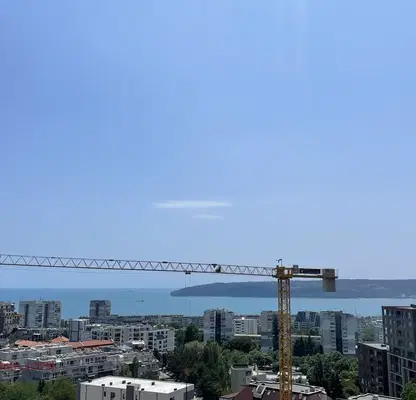 Photo 3 — 4-bedroom apartment in Varna, Briz