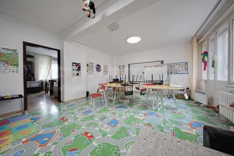 4-bedroom apartment in Sofiya, Centyr
