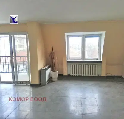 Снимка 2 — Многостаен апартамент в Русе, Център