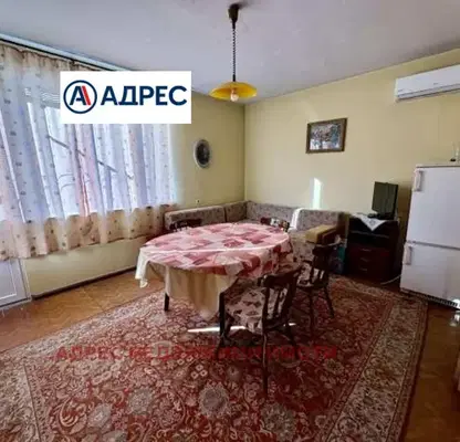 Снимка 3 — Многостаен апартамент в Стара Загора, Център