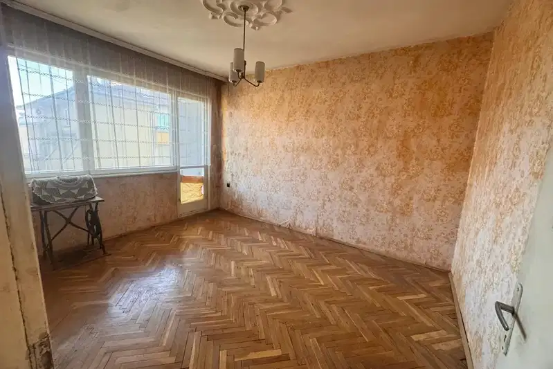 4-bedroom apartment in Ruse, Centyr