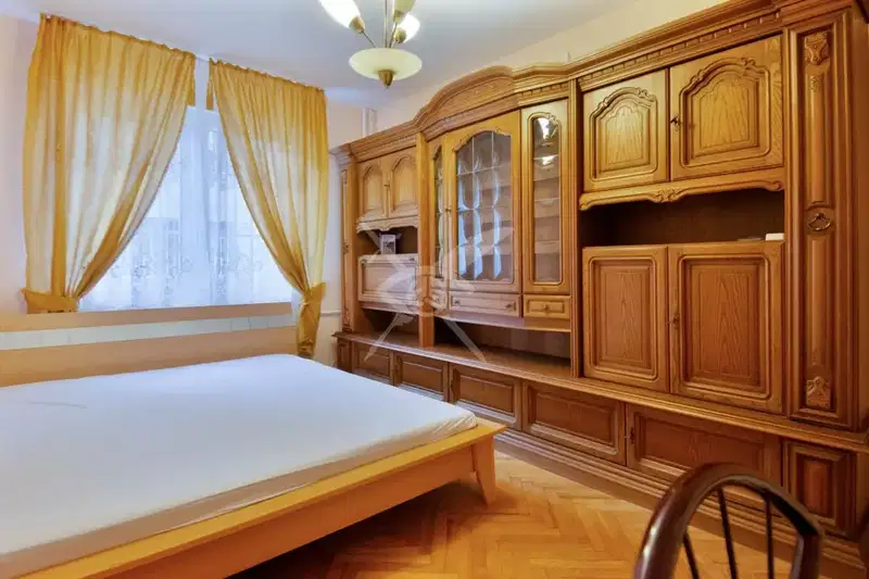 4-bedroom apartment in Sofiya, Lozenec