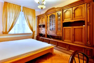 4-стаен апартамент с мазе в Лозенец, София