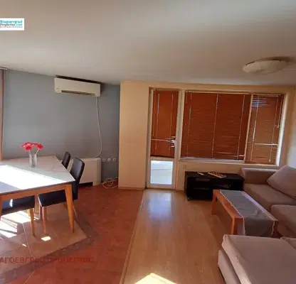 Photo 5 — 4-bedroom apartment in Благоев, Освобождение