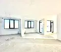 Снимка 2 — Просторен 4-стаен апартамент с две тераси в Полигона, София