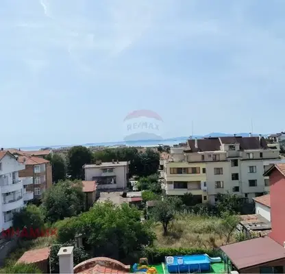 Снимка 4 — Многостаен апартамент в Бургас, Сарафово