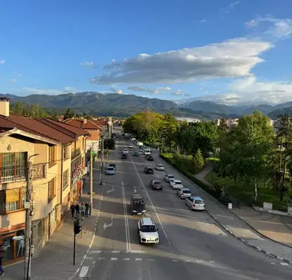 Photo 3 — 4-bedroom apartment in област София, Samokov