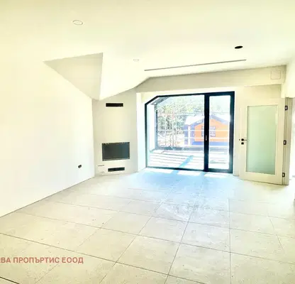 Photo 3 — 4-bedroom apartment in област София, Samokov