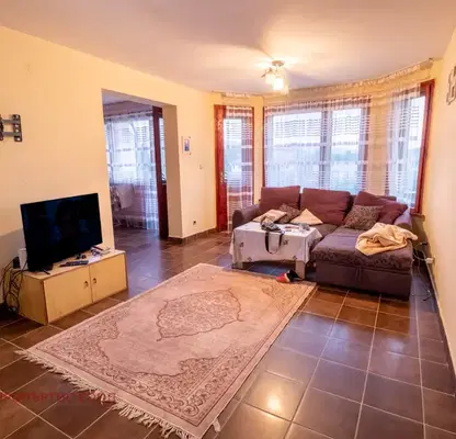 Photo 2 — 4-bedroom apartment in Sofia, Samokov