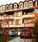 Многостаен апартамент в София, Самоков