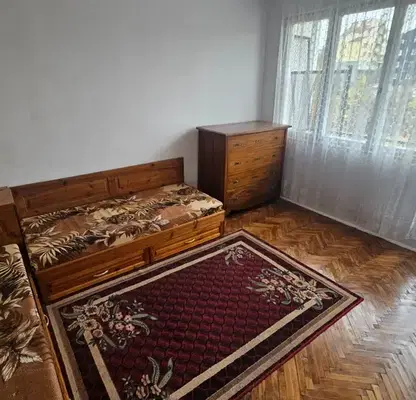 Снимка 5 — Двустаен апартамент с две тераси в центъра на Разград