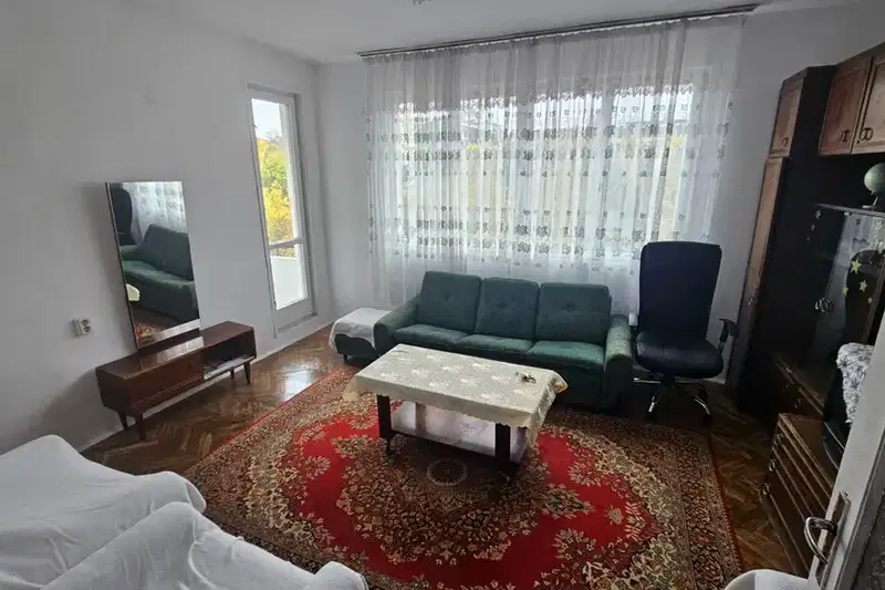 2-bedroom apartment in Raz, Tsentar