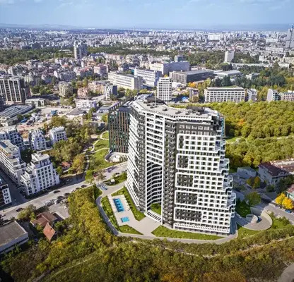 Снимка 4 — Двустаен апартамент в София, Хладилника