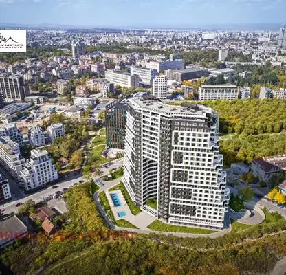 Снимка 4 — Двустаен апартамент в София, Хладилника