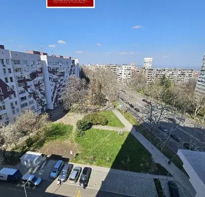 Снимка 3 — Просторен 2-стаен апартамент с тераса в Лазур, Бургас