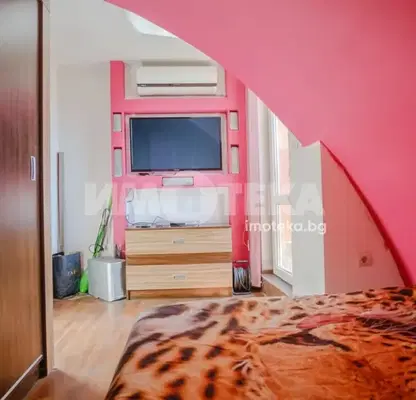 Photo 5 — 2-bedroom apartment in Sofiya, Oborishte
