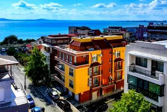 Двустаен апартамент в Бургас, Сарафово