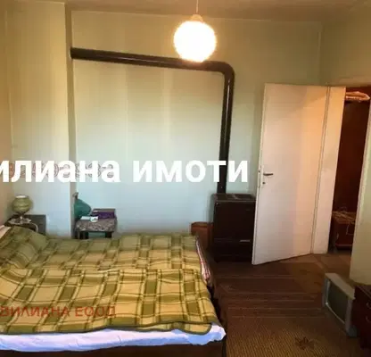 Снимка 4 — Двустаен апартамент във Велико Търново, Горна Оряховица