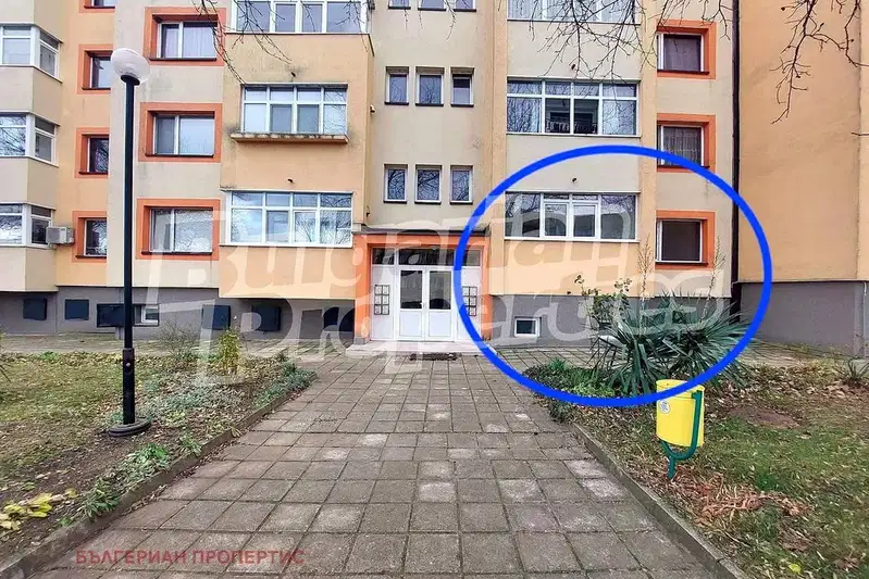 Двустаен апартамент в Ямбол, Болярово