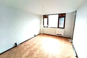 Едностаен апартамент в Шумен, Болницата