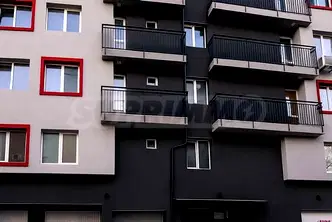 Едностаен апартамент с английски двор в кв. Христо Ботев, Варна