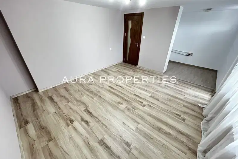 1-bedroom apartment in Раз, Варош