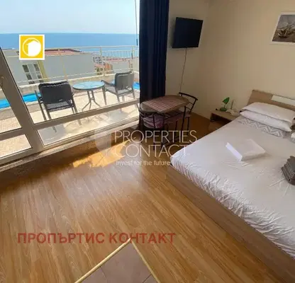 Снимка 2 — Студио с морска гледка в Свети Влас, 48 кв.м