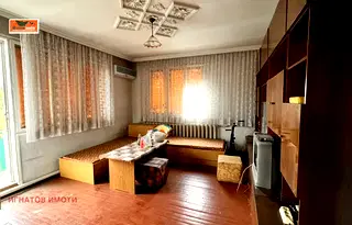 Етаж от къща в Пазарджик, Център