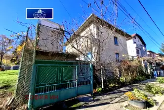 Етаж от къща в Кюстендил, Могилата