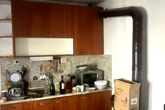 Етаж от къща в Плевен, Широк център