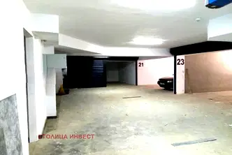 Гараж/Паркомясто в Русе, Център