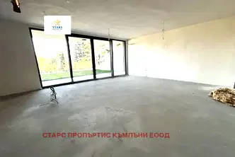 Къща в к.к. Св.Св. Константин и Елена