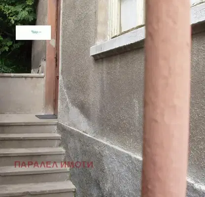 Снимка 3 — Къща с 600 кв.м в Стария град на Пловдив с панорамна гледка