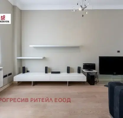 Снимка 3 — Къща в Пловдив, Център