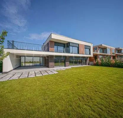 Снимка 5 — Къща в София, Горна баня
