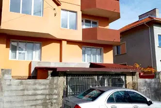 Къща в Монтана, Идеален център