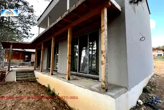 Къща в Стара Загора, Железник - център