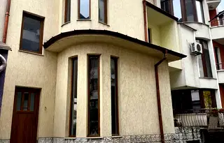 Къща в Хасково, Любен Каравелов
