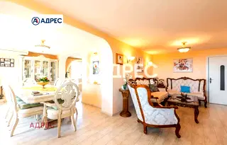 Къща във Варна, м-т Долна Трака