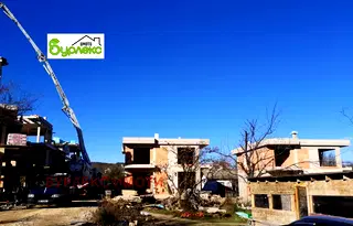 Къща във Варна, м-т Горна Трака