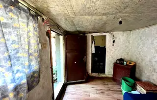Къща в Русе, Родина 4