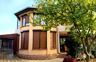 Къща в Бургас, Сарафово