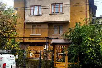 Къща в Кърджали, Веселчане