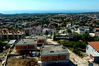 Къща във Варна, Виница