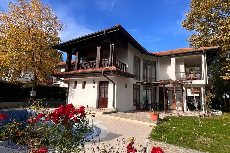 House in Oblast Burgas, Aheloi