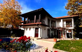 Къща в Бургас, Ахелой