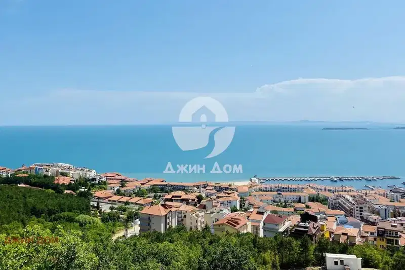 Къща в Бургас, Свети Влас