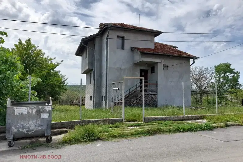 Къща в Бургас, с. Ясна поляна