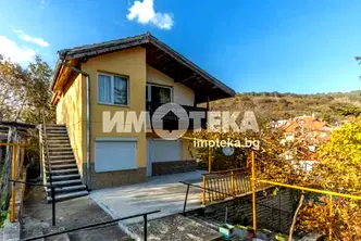 Къща в Добрич, Балчик