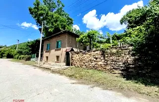 Къща в Габрово, с. Дамяново